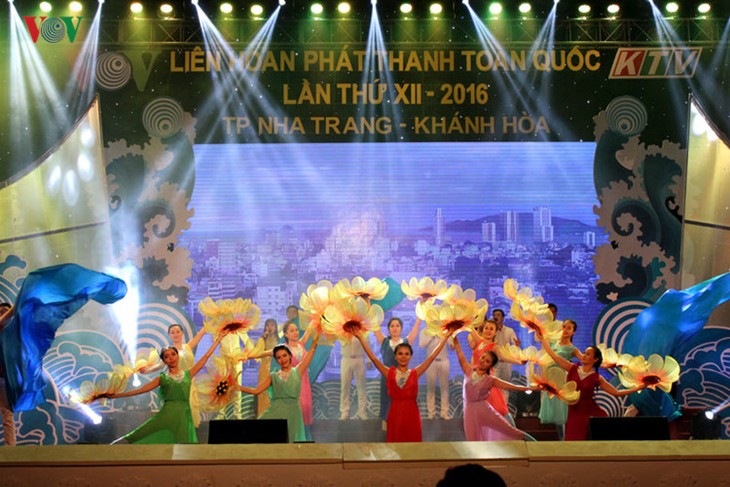 12th National Radio Broadcasting Festival closes - ảnh 1